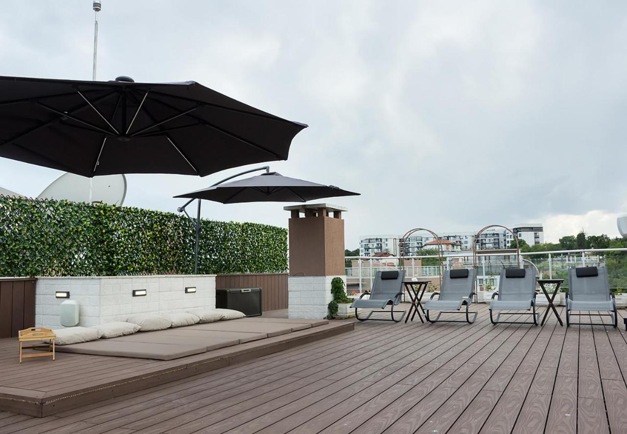 Under The Stars - Lux Penthouse With Pool And Terrace By Flat Mаnager Apartment Sf. Constantin și Elena Exterior foto