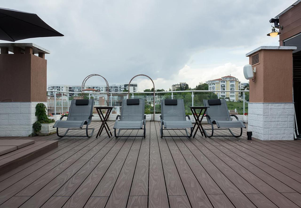 Under The Stars - Lux Penthouse With Pool And Terrace By Flat Mаnager Apartment Sf. Constantin și Elena Exterior foto